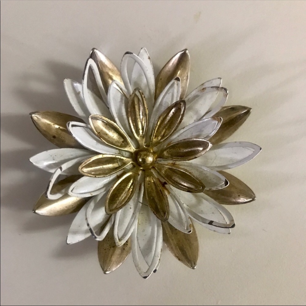 Sarah Coy Gold-Tone Brooch